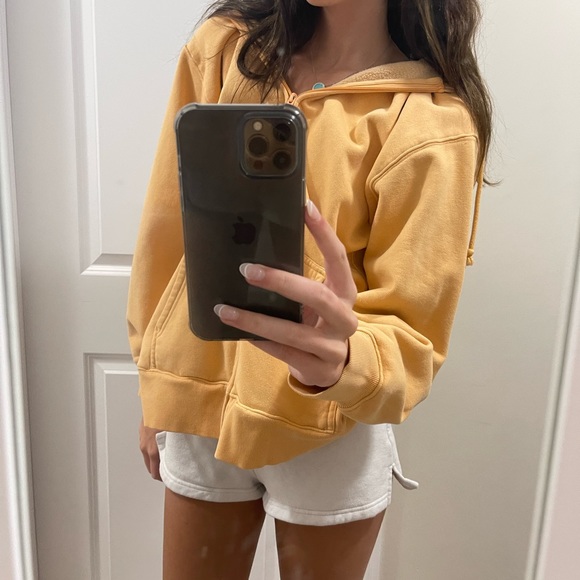 Orange aritzia zip up size 2 - Picture 1 of 3